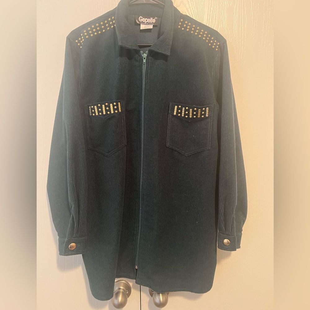 Vintage green corduroy light jacket.